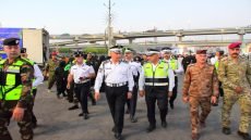 المرور العامة تباشر بطباعة لوحات المركبات الحمل