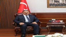 القنصلية العراقية في إسطنبول.. خلية نحل بقيادة محمد سلمان حمد