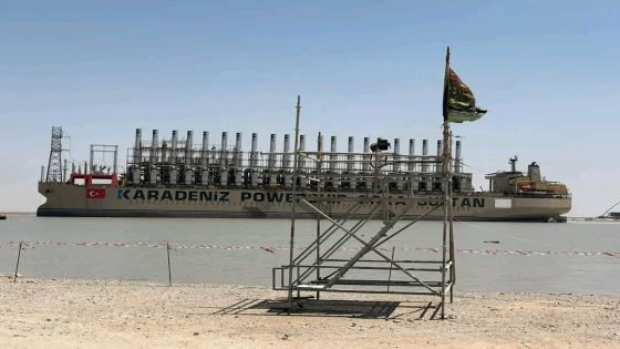 ميناء خور الزبير يستقبل الباخرة الثانية الخاصة بتوليد الطاقة الكهربائية