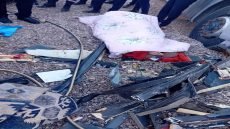 حادث سير مروّع قرب معسكر التاجي يودي بحياة شخص ويصيب 3 آخرين