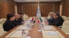 وزير الخارجية العراقي يبحث العلاقات مع السعودية وإيران