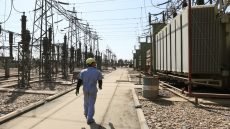 تركيا توقف الخط الكهربائي المغذي للعراق عبر نينوى بسبب الديون