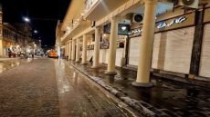 المراحل النهائية لاعمال تطوير وتاهيل شارع الرشيد استعداداً لافتتاحة قريباً