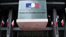 فرنسا تستعد طبياً لاحتمال اندلاع حرب واسعة في أوروبا