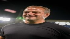 صحيفة ماركا “المدريدية”: على رئيس رابطة الليغا خافيير تيباس أن يجد طريقة لتحفيز الفرق التي تنجح في انتزاع نقطة من برشلونة! ، لا أحد يستطيع مُجاراة برشلونة على المستوى الرياضي