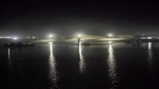 الموانئ تبدأ بتعويم القطعة السادسة من حوض التصنيع استعدادا لغمرها تحت قناة خور الزبير الملاحية