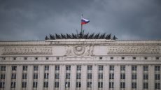 وزارة الدفاع الروسية: طائراتنا لم تنحرف عن مسارها الجوي ولم تنتهك المجال الجوي لإستونيا