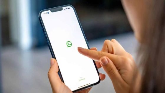 “على غرار انستغرام”.. واتساب يطلق ميزة “الاصدقاء المقربين” بصورة تجريبية، تتيح للمستخدمين مشاركة تحديثات الحالة مع مجموعة محددة من الأصدقاء فقط