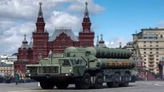 الدفاع الروسية: منظومات الدفاع الجوي اعترضت ودمرت 16 طائرة مسيرة أوكرانية فوق مقاطعتي بيلغورود وبريانسك