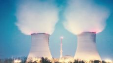 إيران تدعو إلى سن قانون دولي يحظر الهجوم العسكري على المنشآت النووية.