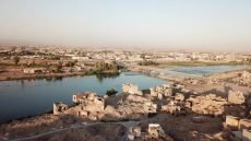 معلمون يطالبون بالنقل إلى مركز الموصل بعد خدمة خمس سنوات في الأطراف