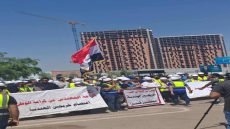 وقفة احتجاجية للمهندسين أمام مجلس الخدمة الاتحادي للمطالبة بالتعيين على الملاك الدائم