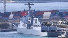 كوريا الجنوبية تنزل المدمرة الثانية من فئة “Jeongjo the Great” إلى المياه