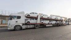 التجارة تضع خطة لتنظيم استيراد السيارات والحد من الازدحام المروري