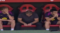 نهاية المباراة بخسارة مذلة بفوز اشبيلية 4-1 على برشلونة في الجولة الثامنة من الدوري الاسباني