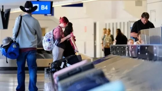 اختراق إلكتروني يستهدف مكبرات الصوت في مطارات بكندا والولايات المتحدة