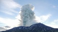 بركان “تفتان الزومبي” في إيران يعود للحياة بعد 710 آلاف عام