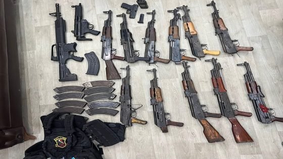 شرطة الرصافة تنفذ حملة أمنية في “معسكر الرشيد” تضبط خلالها أسلحة متنوعة وتلقي القبض على مخالفين لشروط الإقامة.