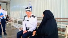 بالفيديو.. مواقف إنسانية لمدير المرور العام مع المواطنين في مواقع التسجيل