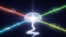 انت لا تعيش اللحظة كما تتخيل!