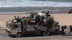 الجيش الصهيوني يحذر سكان مدينة غزة من العودة في الوقت الحالي ويعتبرها منطقة قتال خطرة.