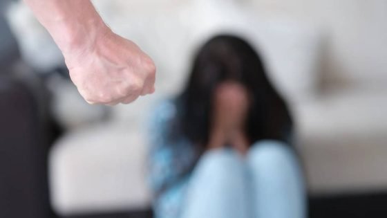 وزارة الداخلية: تسجيل 26 ألف دعوى عنف أسري خلال 2025 وأكثر من ألف حكم قضائي بحق المعتدين.