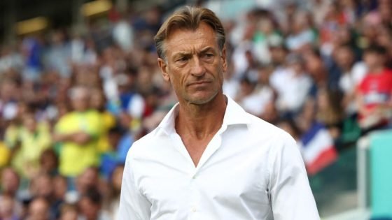 مدرب المنتخب السعودي “هيرفي رينارد”: والدتي أوصتني قبل وفاتها بالتأهل إلى نهائيات كأس العالم 2026 رفقة “الصقور الخضراء”.
