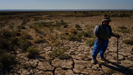 احتجاجات للفلاحين في بغداد تنديداً بجفاف الأراضي وتراجع الموارد المائية