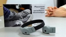 الإمارات نموذج متقدّم في العدالة الرقمية: محاكمات عن بُعد وسوار إلكتروني لتأهيل السجناء