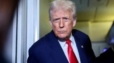 ترامب: “حماس ستُدمر إذا لزم الأمر” ويعلن نيته التدخل في محاكمة نتنياهو