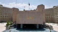 النفط توضح بشأن استيراد البنزين