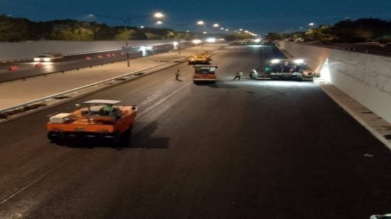 أمانة بغداد تُنجز إكساء الطبقة السطحية لنفق العامرية بالأسفلت المعالج وتثبيت مفاصل التمدد.