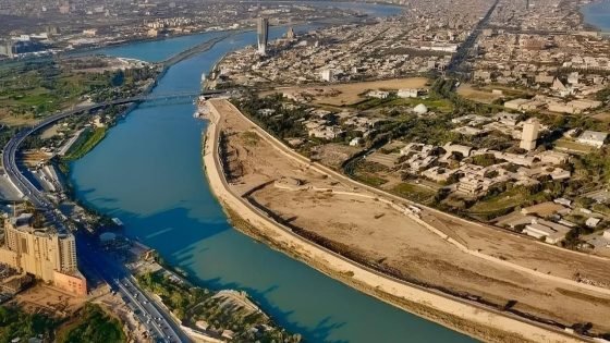 وزارة الإعمار والإسكان: لم يُؤخذ رأي الوزارة بشأن نقل ملكية أراضٍ تابعة لها على ضفاف نهر دجلة في منطقة الجادرية ببغداد إلى هيئة الحشد الشعبي