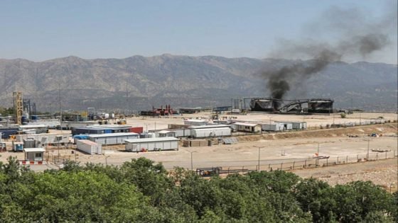 نيويورك تايمز: جهات مسلحة عراقية مرتبطة بـ”دولة جارة” تقف وراء الهجوم على حقل كورمور