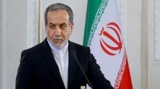 وزير الخارجية الإيراني: ما لم يُؤخذ بالحرب لا يُمنح بالسياسة