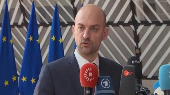 وزير الخارجية الفرنسي يؤكد دعم باريس للإسراع بتشكيل الحكومة العراقية الجديدة ويشدد على أهمية انعقاد مؤتمر بغداد بحضور مسؤولين فرنسيين رفيعي المستوى