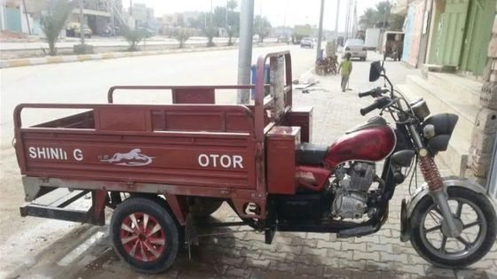 شرطة بابل تحبط محاولة تهريب مخدرات مخبأة داخل حذاء مربوط على دراجة “ستوتة” وسط الحلة خلال الواجبات الليلية