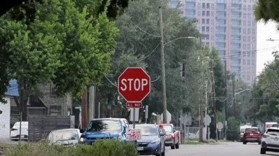 قرار حاكم تكساس بتصنيف الإخوان وكير منظمات إرهابية يفتح جدلاً سياسياً واسعاً في الولايات المتحدة