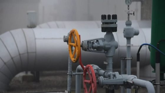 الاتحاد الأوروبي يقر حظرًا تدريجيًا على واردات الغاز الروسي