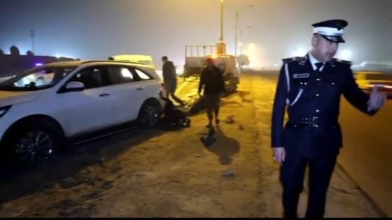 مدير المرور العام يشرف ميدانيًا على حادث مروري على أحد الطرق الخارجية