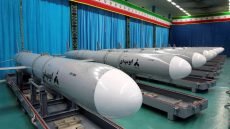 إيران تطلب دعماً عسكرياً من روسيا والصين وباكستان وتحصّن منصات صواريخها تحسباً لهجوم محتمل