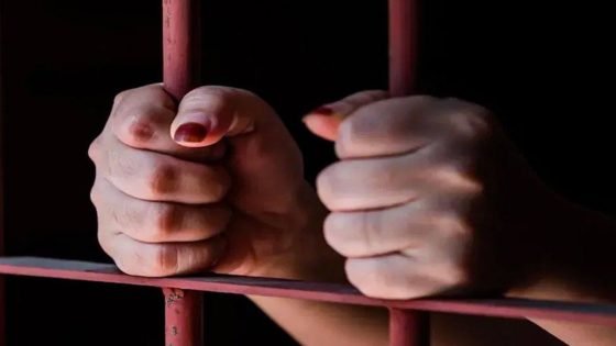 جنايات البصرة تصدر حكماً بالإعدام بحق امرأة ضُبط بحوزتها 10 كغم من المواد المخدرة.