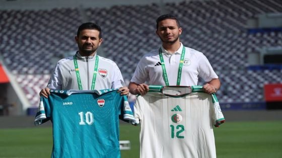 المنتخب العراقي بالزي الأخضر في مباراته أمام نظيره الجزائري يوم غد الثلاثاء.