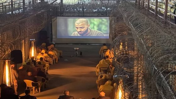 “في تجربة فريدة”.. عرض فيلم بعنوان “الجزيرة” على نزلاء السجون العراقية ضمن رؤية إصلاحية نحو التغيير.