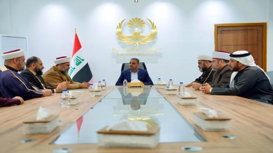 العامري يبحث مع رابطة علماء المسلمين وكلية الإمام الأعظم الملفات الإدارية والخدمية في البصرة