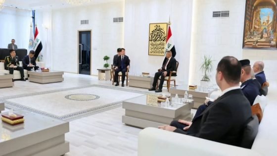 وزير الداخلية يبحث مع شركة طيران كورية جنوبية مشروع تجهيز المحافظات العراقية بطائرات مروحية متخصصة بعمليات الإطفاء والإنقاذ