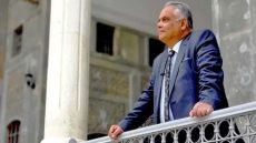 وفاة الأديب والشاعر العراقي هشام عبد الكريم العكيدي عن 68 عاماً