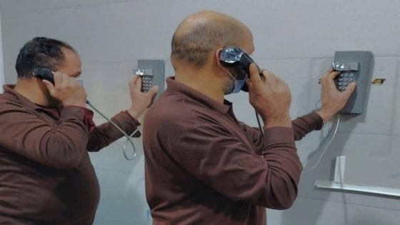 سجن السماوة المركزي يركّب منظومات اتصال حديثة لتنظيم تواصل النزلاء مع ذويهم.