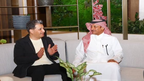 وسط حملة منظمة وممنهجة تستهدف رئيس اللجنة الأولمبية الدكتور عقيل مفتن، يواصل بعض المرتزقة شن هجماتهم عبر صفحات الفيسبوك، مستندين إلى شخصيات تدّعي الوطنية والنزاهة، في محاولة لإيقافه عن محاربة الفساد المستشري في الأندية والاتحادات الرياضية. لكن الحقيقة واضحة: الإصلاح مستمر، والوسط الرياضي قريباً سيشهد طهراً حقيقياً، حيث لن يبقى مكان لمن يسعى لتعطيل العمل الوطني الصادق. #الإصلاح_الرياضي #الرياضة_العراقية #دعم_الدكتور_عقيل_مفتن