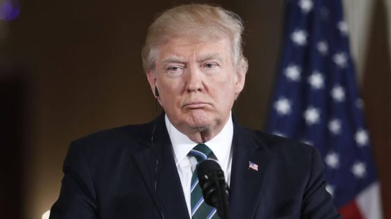 ترامب: نريد التوصل لاتفاق مع إيران وإلا فستتعرض لصدمة وستواجه ظرفاً صعباً.